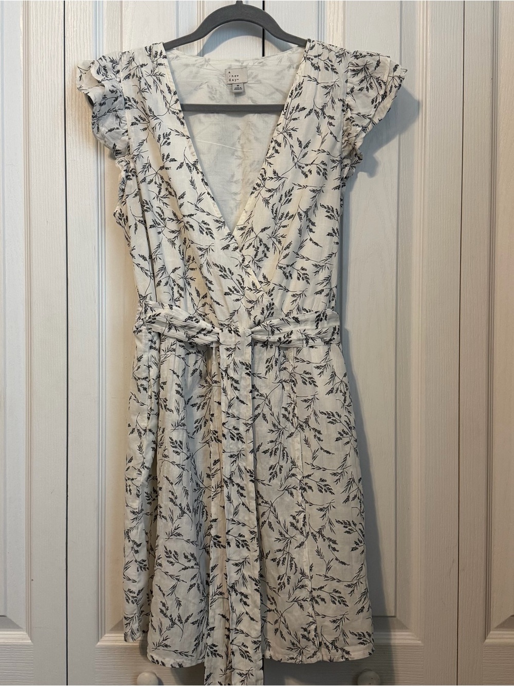 Floral Wrap Dress Size Medium